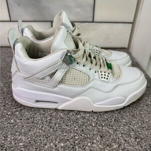 Nike Air Jordan 4 RetroSneakers